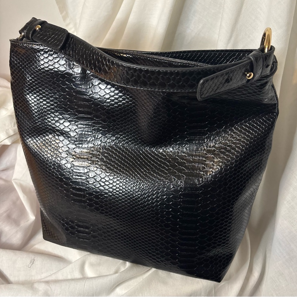 Lulu Dharma Vegan Leather Black Snakeskin-Embossed Hobo Shoulder Bag